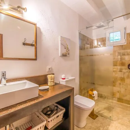 Ca Les Estamenyes Holiday home *