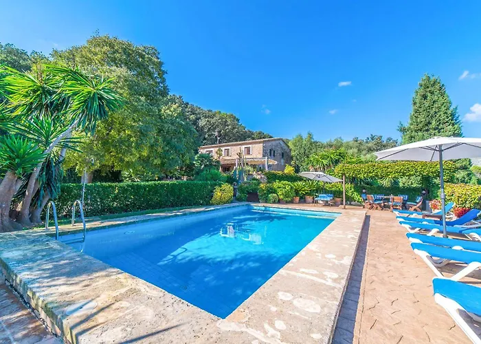 Ca Les Estamenyes Holiday home *