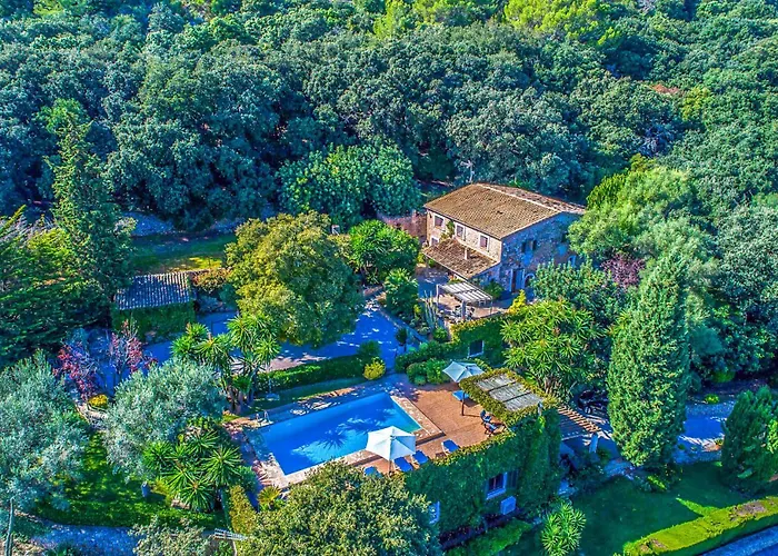 Holiday home Ca Les Estamenyes