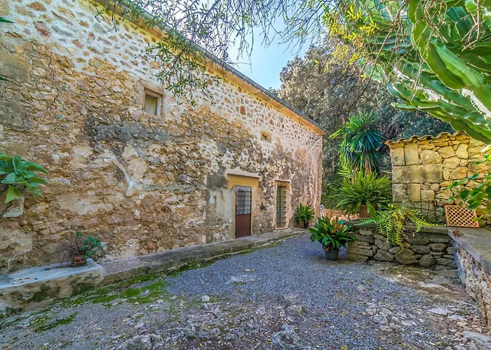 Ca Les Estamenyes * Pollenca